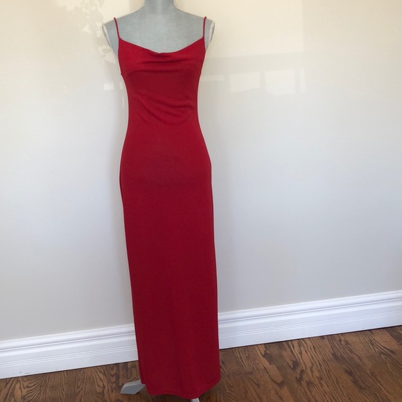 Spaghetti strap ankle length red dress. - Picture 4 of 8